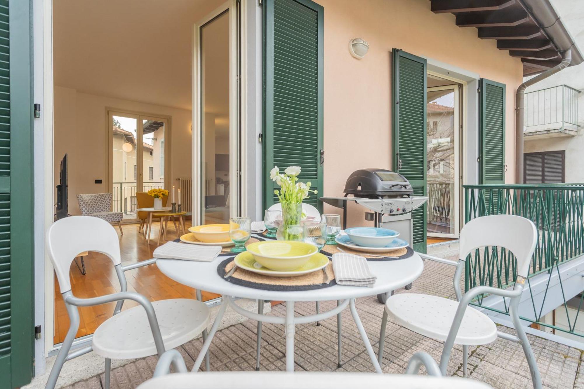 Ponente Balcony & Garden By Rent All Como Gravedona Ngoại thất bức ảnh